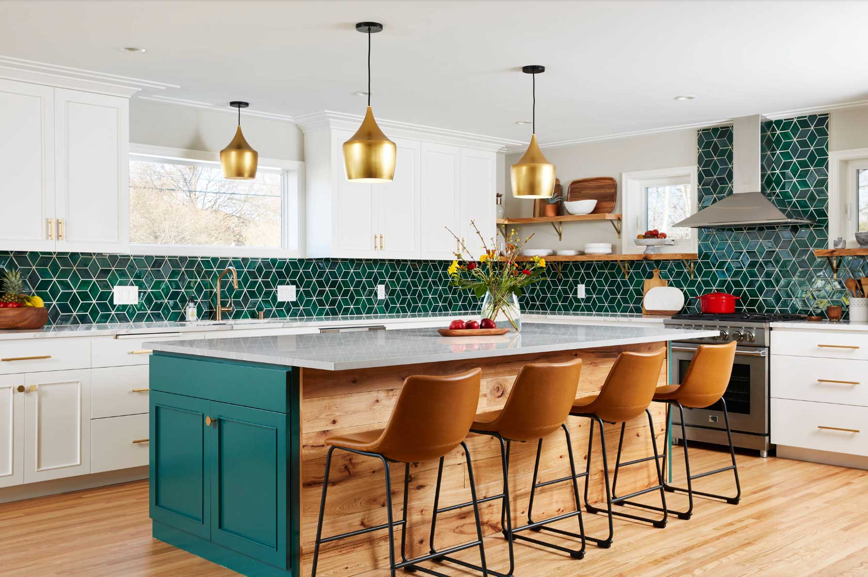 white kitchen with alexandrite tile backsplash
